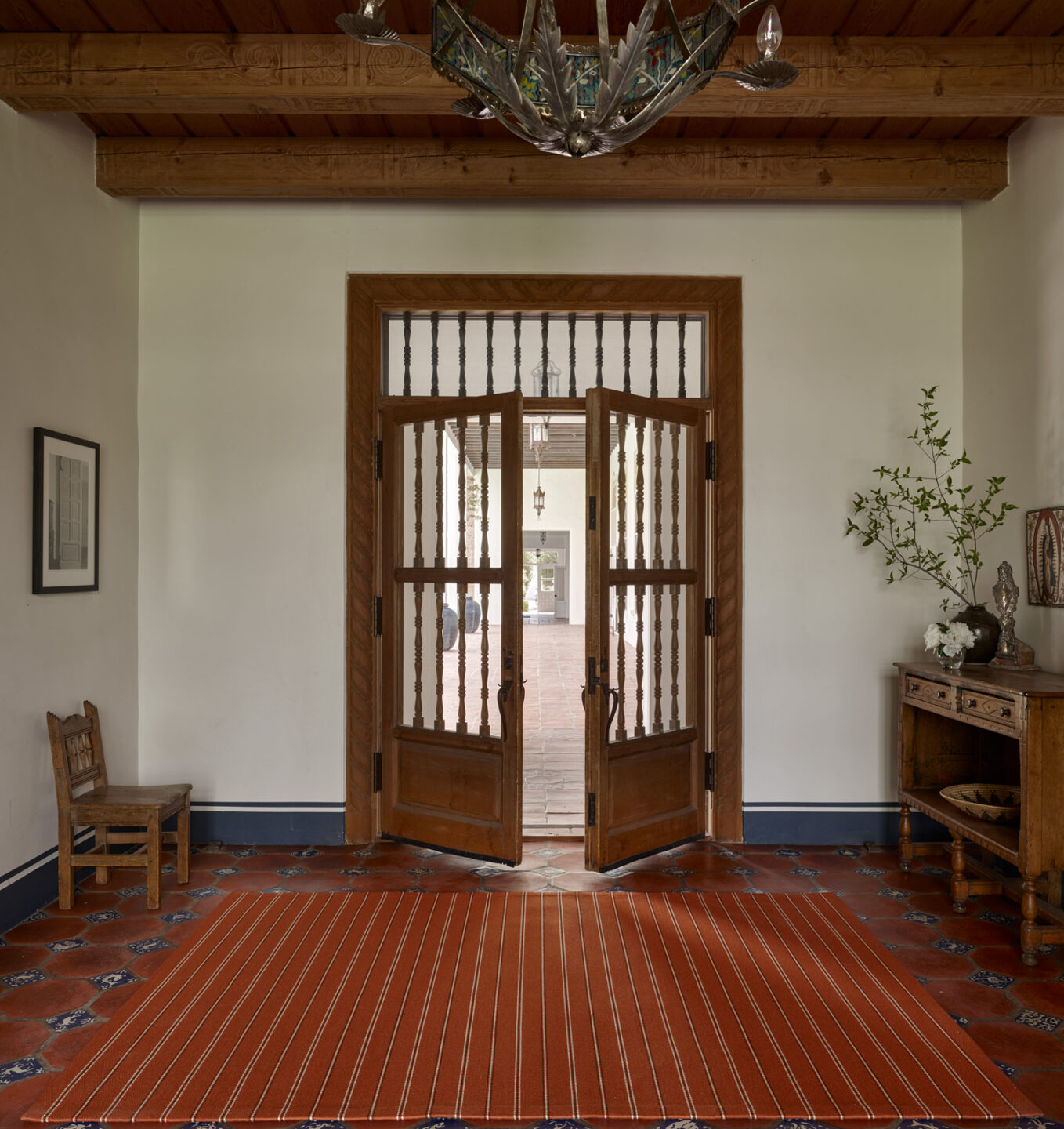 Merida_rugs_entryway_gallery_Heywood-Jasper